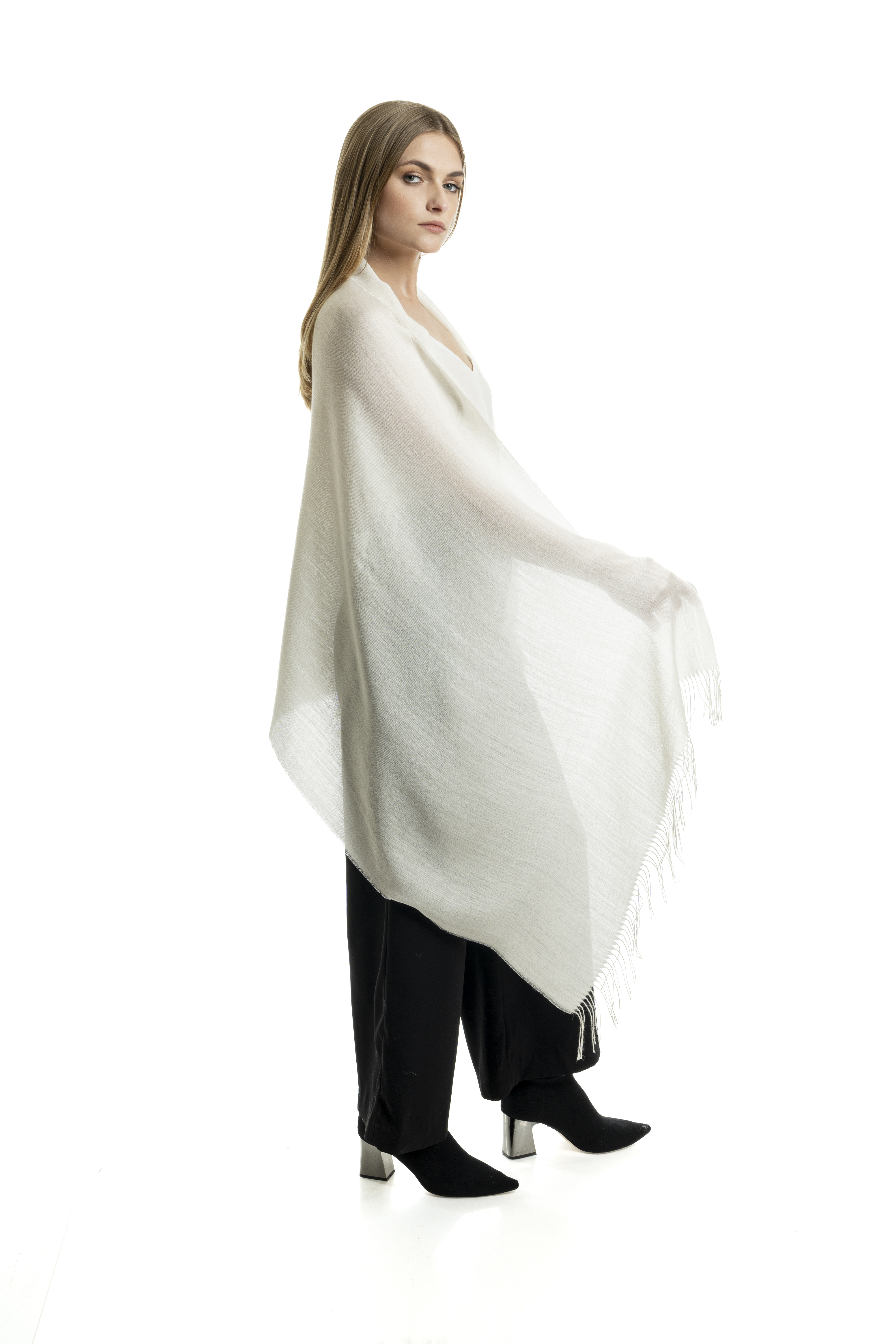 Alpaca & Silk Sateen Shawl - White - 2