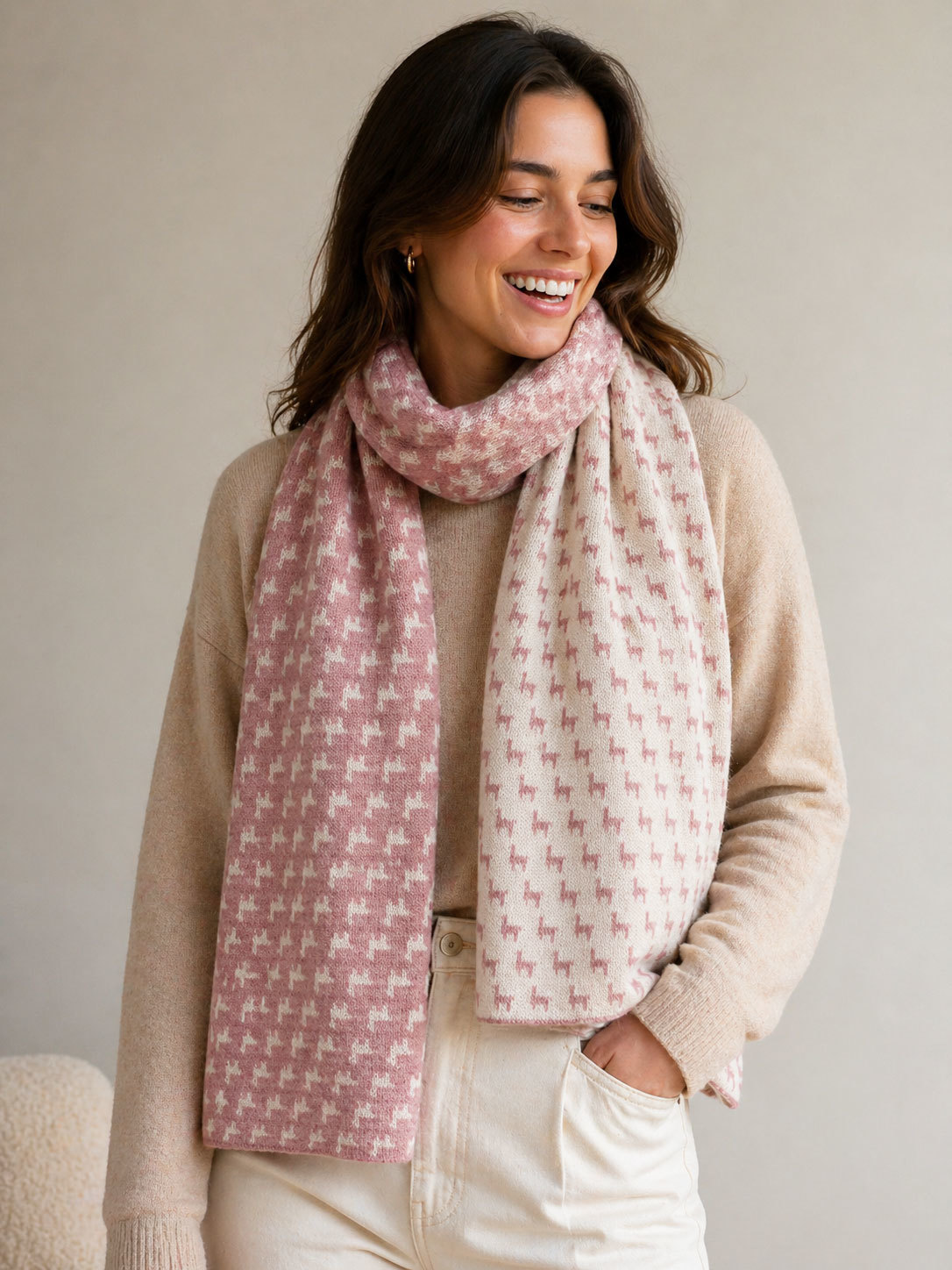 Alpaca Motif Scarf - Pale Pink/Cream - 1